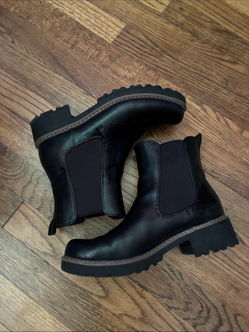 Black Chelsea Lug Sole Ankle Boots